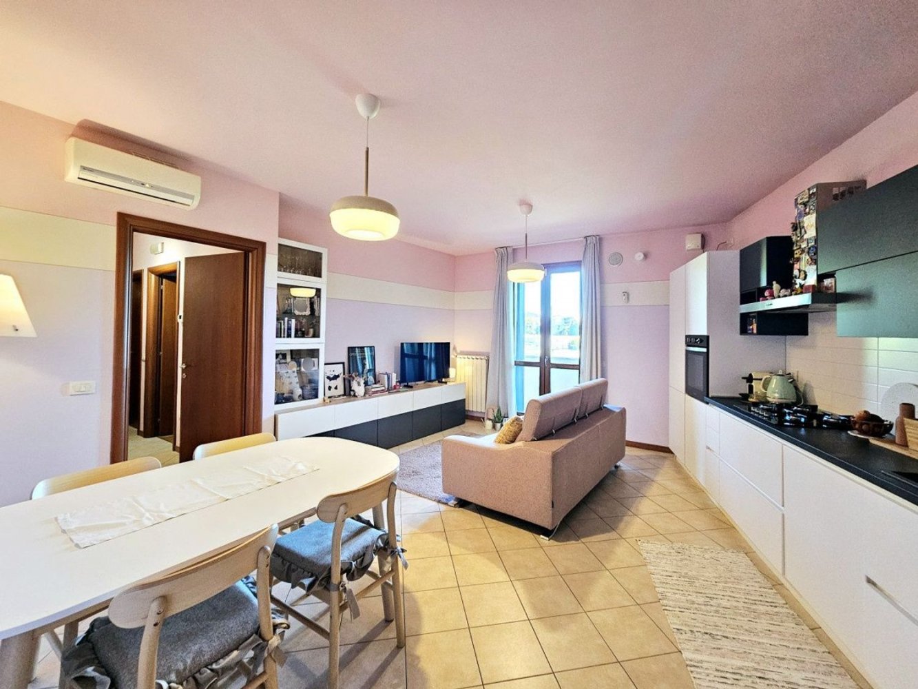 3 bedrooms Apartment in Padua, Italy No. 370211