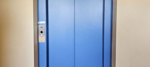 3 bedrooms Apartment in Padua, Italy No. 370211 13