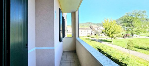 3 bedrooms Apartment in Padua, Italy No. 370211 3