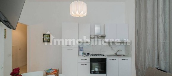 2 Schlafzimmer Wohnung in Rome, Italy, Nr. 82844 5