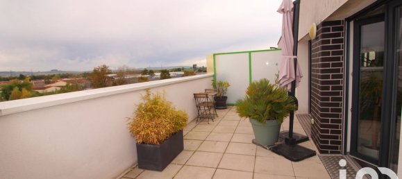 5 rooms Apartment in Bezannes, France No. 236092 2