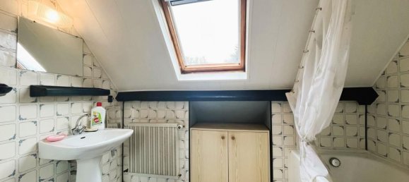 6 bedrooms House in Gouesnach, France No. 196947 2