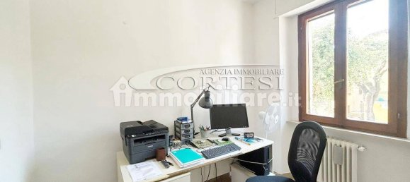 5 bedrooms Apartment in San Giustino, Italy No. 353620 6