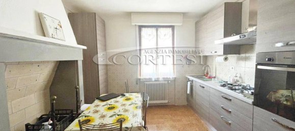 5 bedrooms Apartment in San Giustino, Italy No. 353620 13