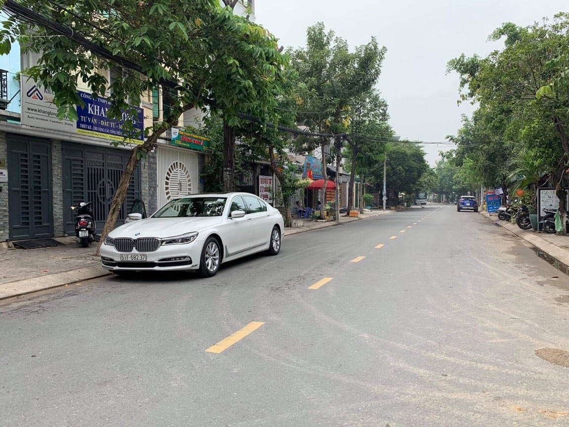  قطعة أرض في District 7, Vietnam 90متر مربع رقم 7722