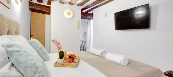 Studio in Paris, France, Nr. 345670 3