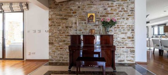 6 chambres Maison à Dromolaxia, Cyprus No. 11606 4