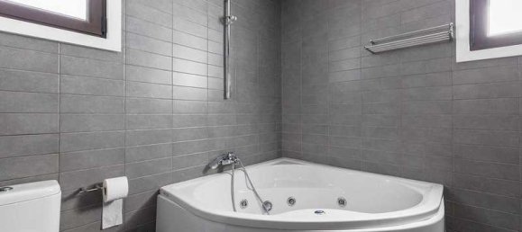 6 chambres Maison à Dromolaxia, Cyprus No. 11606 11