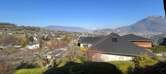 5 Schlafzimmer Haus in La Ravoire, France, Nr. 201411 13