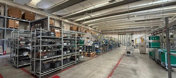 5800m² Warehouse in Bergamo, Italy No. 313019 11