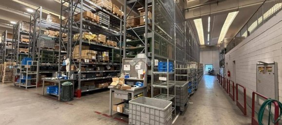 5800m² Warehouse in Bergamo, Italy No. 313019 9