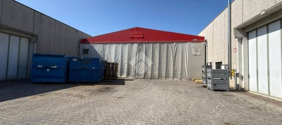 5800m² Warehouse in Bergamo, Italy No. 313019 17