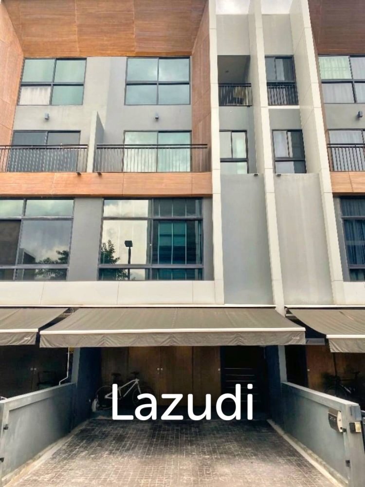 3 bedrooms Bungalow in Railay Beach, Thailand No. 25730