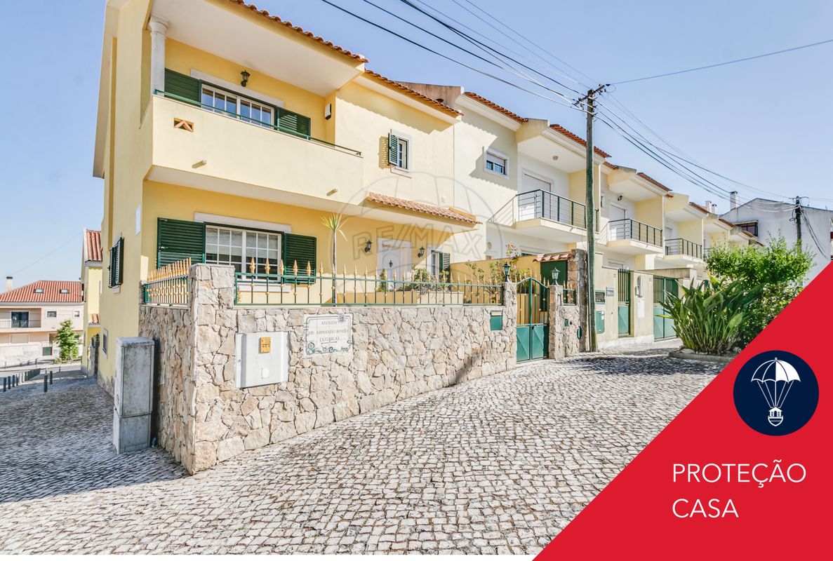 Дом с 4 спальнями в Амадора, Португалия № 48316