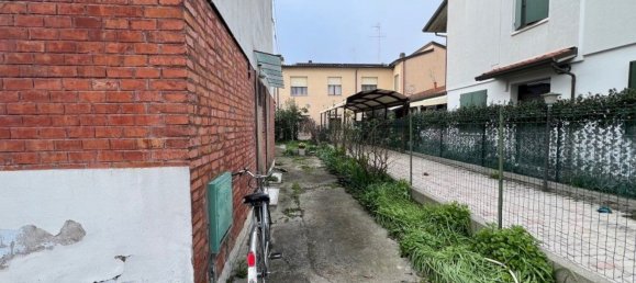 Casa de 3 habitaciónes en Ravenna, Italy No. 95857 6