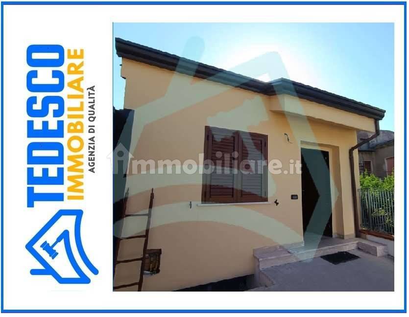 2 Schlafzimmer Haus in Solopaca, Italy, Nr. 302088