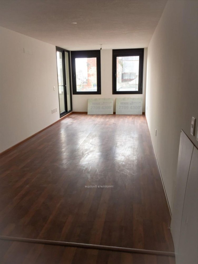 Apartamento T2 em Montevideo, Uruguay N.º 10320