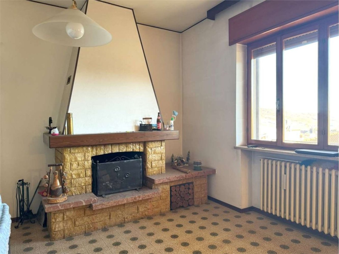 4 rooms Apartment in Montecchia di Crosara, Italy No. 276461