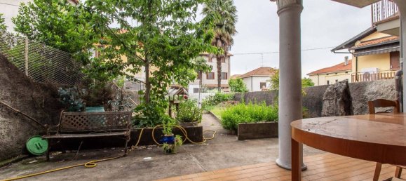 Apartamento de 3 dormitorios en Fenegrò, Italy No. 138429 4