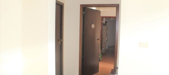 4 rooms Apartment in Villafranca in Lunigiana, Italy No. 169166 8