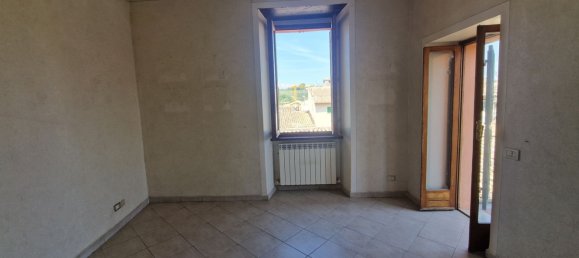 5 rooms Apartment in Spoleto, Italy No. 258061 15