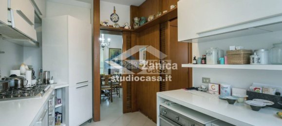 3 غرف نوم فيلا في Mozzo, Italy رقم 313204 12