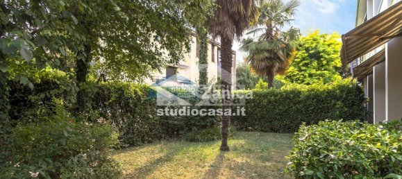 3 غرف نوم فيلا في Mozzo, Italy رقم 313204 28