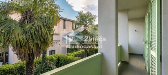 3 غرف نوم فيلا في Mozzo, Italy رقم 313204 20