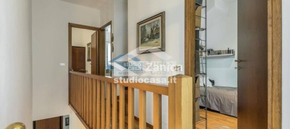 3 غرف نوم فيلا في Mozzo, Italy رقم 313204 14