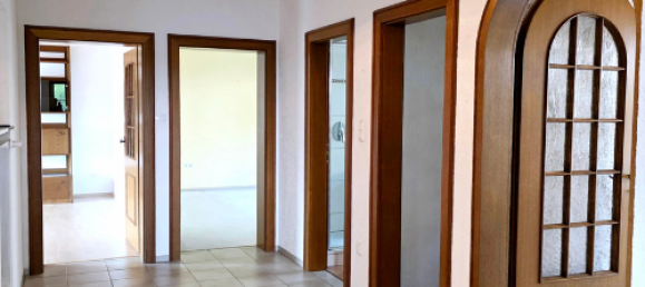 5 rooms House in Schweinfurt, Germany No. 305090 3