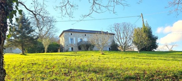 3 bedrooms Villa in Pujols, France No. 100735 4