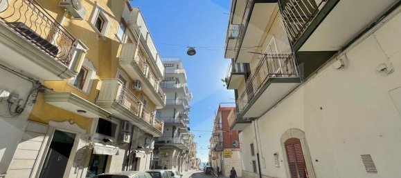 Apartamento de 3 habitaciónes en Manfredonia, Italy No. 28102 8