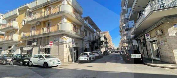 Apartamento de 3 habitaciónes en Manfredonia, Italy No. 28102 2