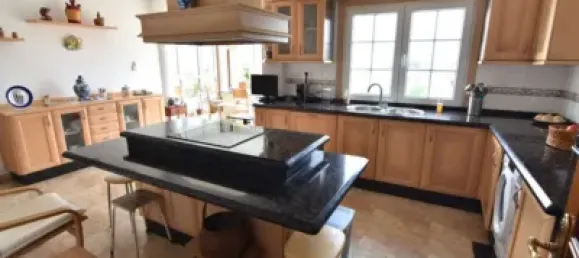 Дом с 5 спальнями в Бергондо, Испания № 139922 33