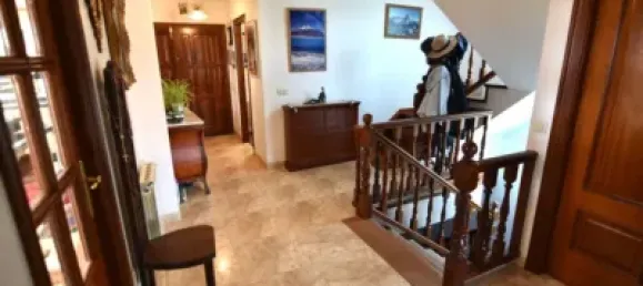 Дом с 5 спальнями в Бергондо, Испания № 139922 32