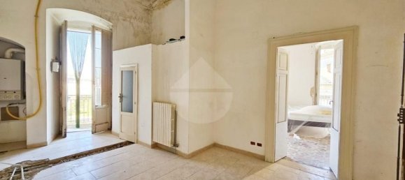 4 bedrooms Apartment in Palo del Colle, Italy No. 381730 7