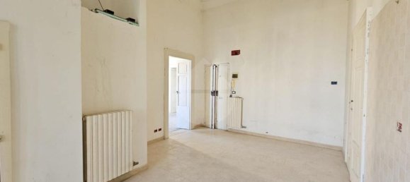 4 bedrooms Apartment in Palo del Colle, Italy No. 381730 12