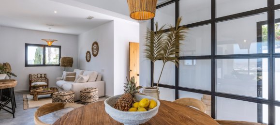 4 غرف نوم منزل في Alicante, Spain رقم 70777 7