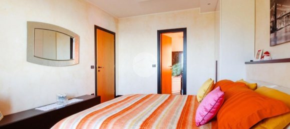 7-Zimmer Villa in Gardone Riviera, Italy, Nr. 8026 41