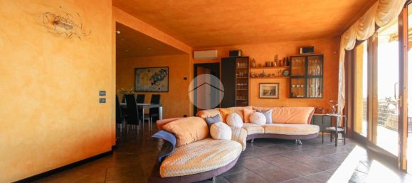 7-Zimmer Villa in Gardone Riviera, Italy, Nr. 8026 9