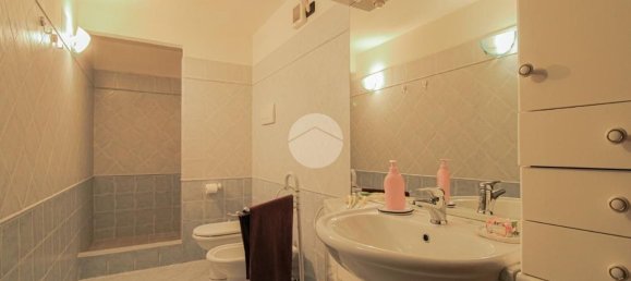 7-Zimmer Villa in Gardone Riviera, Italy, Nr. 8026 66