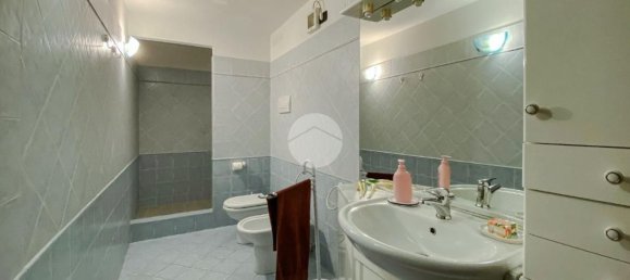 7-Zimmer Villa in Gardone Riviera, Italy, Nr. 8026 64