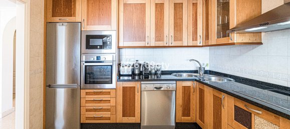 Apartamento de 2 dormitorios en Benalmádena, Spain No. 185478 9