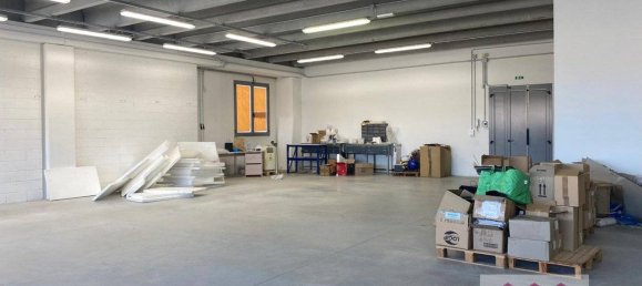  عقار تجاري في Vicenza, Italy 238متر مربع رقم 326162 8