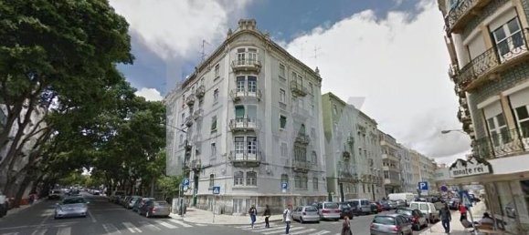 9 bedrooms Penthouse in Lisbon, Portugal No. 70115 3