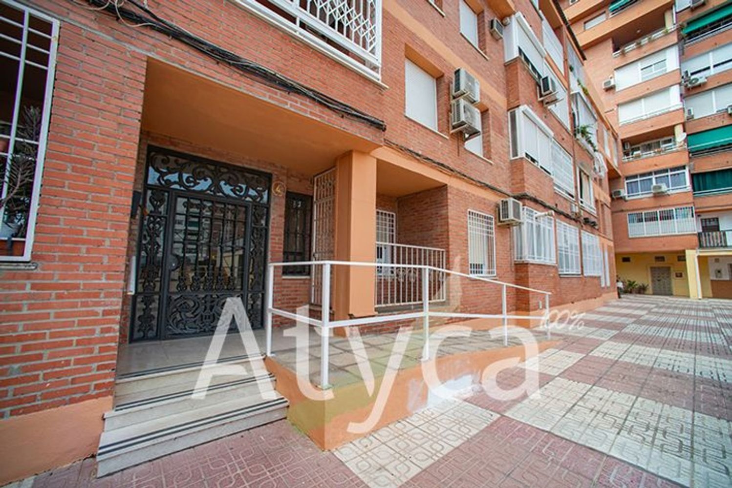 4 Schlafzimmer Wohnung in Cordoba, Spain, Nr. 157396