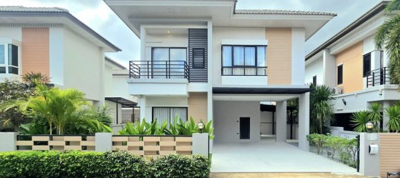 3 bedrooms House for sale in Pattaya, Chonburi, Eastern Thailand, Thailand № 69877 2