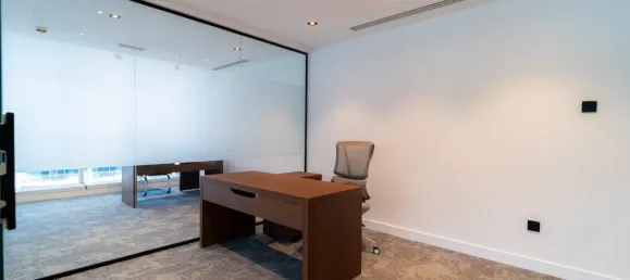 Офис 248м² в Джумейра Лейк Тауэрс, ОАЭ № 108466 9