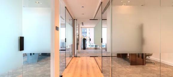 Офис 248м² в Джумейра Лейк Тауэрс, ОАЭ № 108466 11