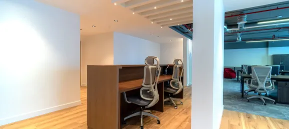 Офис 248м² в Джумейра Лейк Тауэрс, ОАЭ № 108466 5